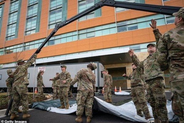ارتش آمریکا هتل‌های نیویورک را به بیمارستان تبدیل می‌کند