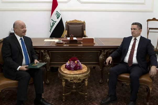 الزرفي يبدأ مشاورات تشكيل الحكومة العراقية المؤقتة