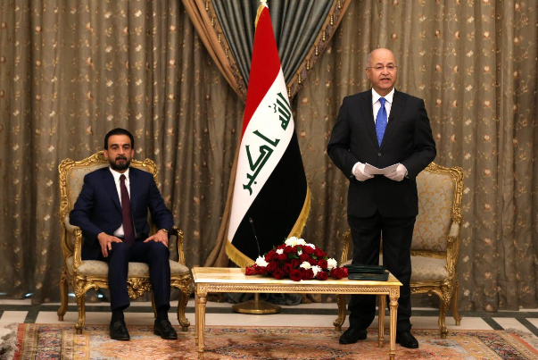 گزارش تصویری از مراسم معرفی رسمی «مصطفی الکاظمی» به عنوان نخست وزیر جدید عراق و مامور تشکیل کابینه با حضورت شخصیتهای سیاسی، مذهبی و قومی عراق
