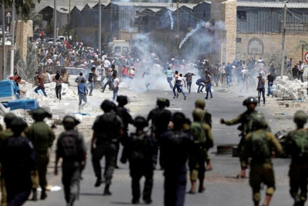 مواجهات في القدس وتحذيرات من اقتحام الأقصى