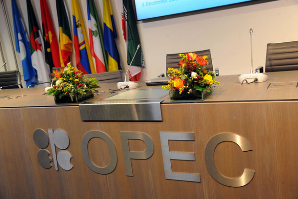 اوپک کاهش عرضه نفت عمیق‌تری پیش رو دارد