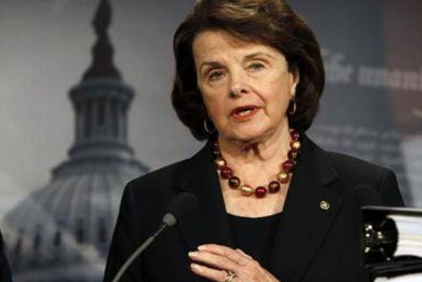 سيناتورة أمريكية: على واشنطن رفع الحظر عن ايران وخفض التوتر معها