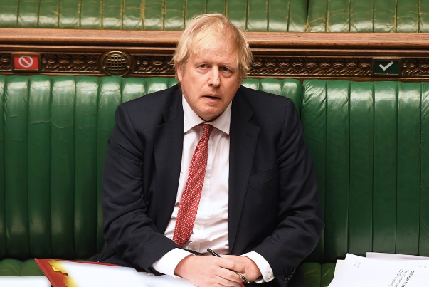 إحباط عام في بريطانيا من تعامل جونسون مع أزمة كورونا