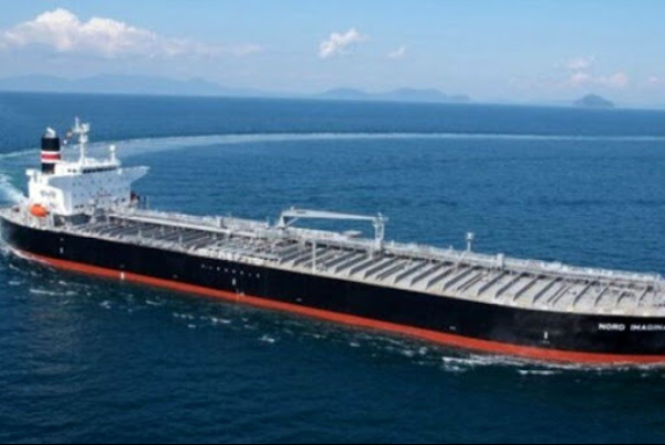 Return of 2 Iranian Tankers to the Country