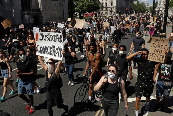 لليوم الحادي عشر على التوالي.. الاحتجاجات تتواصل بأمريكا ضد عنصرية الشرطة