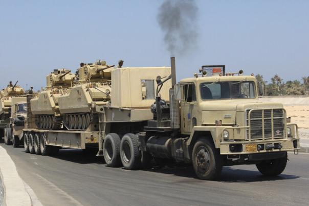ليبيا.. قوات للوفاق تتحدث عن "أرتال عسكرية مصرية ضخمة"
