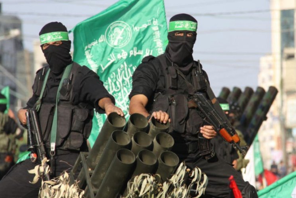 حماس: تباهي العتيبة بعلاقات الإمارات مع اسرائيل استجداء للتطبيع مع العدو