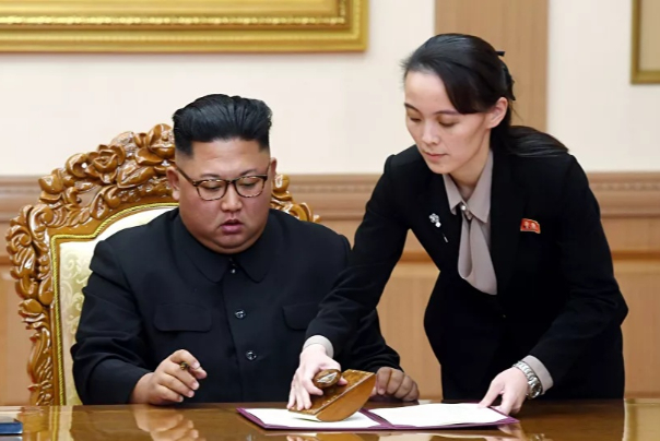كوريا الشمالية تهدّد جارتها الجنوبية بردود انتقامية.. وسيئول تعلّق