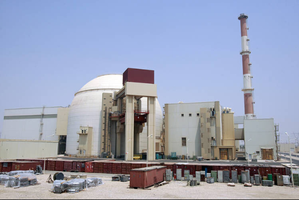 محطة بوشهر النووية ترتبط بشبكة الكهرباء العامة