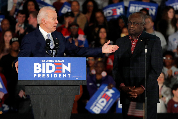 92 % من الأمريكيين السود يدعمون بايدن ضد ترامب