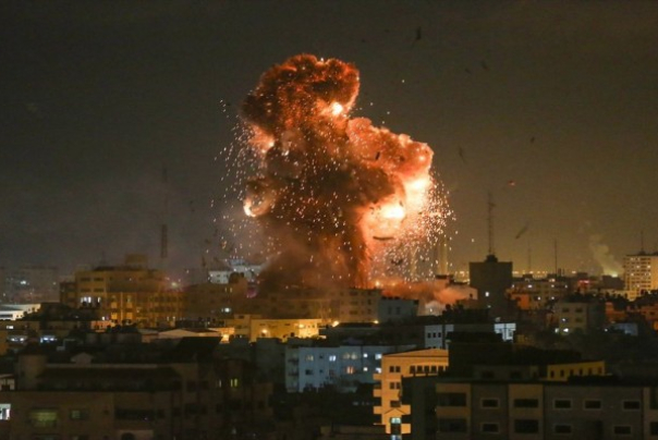 غارات صهيونية على غزة.. وحماس: العدوان سيزيدنا إصرارا على مواجهة مخطط الضم