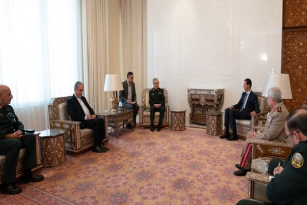 رئيس هيئة الاركان العامة الايرانية يلتقي مع الأسد