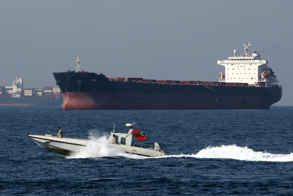 مدير شركة الملاحة البحرية الايرانية: نفخر بطواقم ناقلاتنا التي حملت البنزين الى فنزويلا