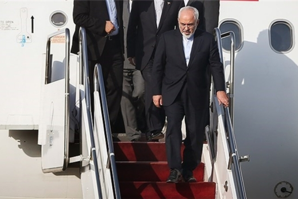 ظريف يزور بغداد غدا لبحث العلاقات بين البلدين