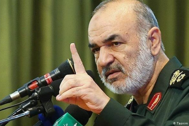 فرمانده سپاه پاسداران انقلاب اسلامی: دشمن به جنگ فکر نمی‌کند/ما برای غلبه بر دشمن کاملاً آماده ایم