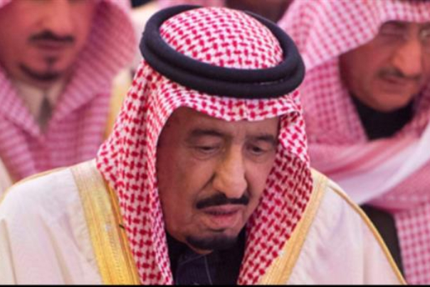 آخرین گمانه‌زنی‌ها درباره وضعیت جسمی پادشاه سعودی/ آیا ملک سلمان کرونا گرفته است؟