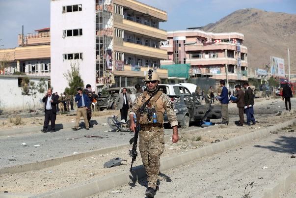 انفجارين متتاليين يوديان بحياة 10 مدنيين جنوبي أفغانستان