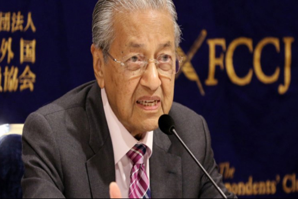 مهاتير محمد: اتفاق الإمارات و"إسرائيل" يقسم العالم الإسلامي