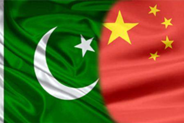 باكستان والصين تتفقان على مكافحة كورونا وتعزيز التعاون