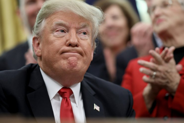 الرئيس الأمريكي يحذر من تزوير الانتخابات المقبلة