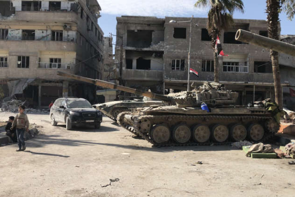 انفجار عبوة ناسفة بحافلة عسكرية في ريف حمص