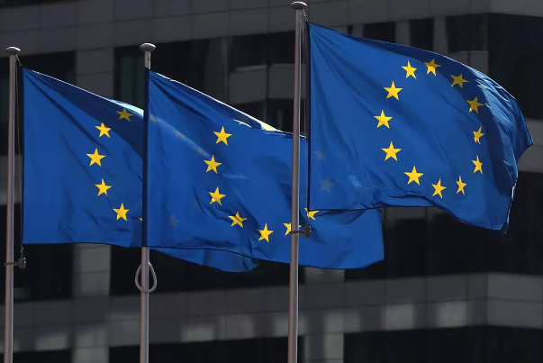 الاتحاد الأوروبي: نحن ملتزمون بالاتفاق النووي