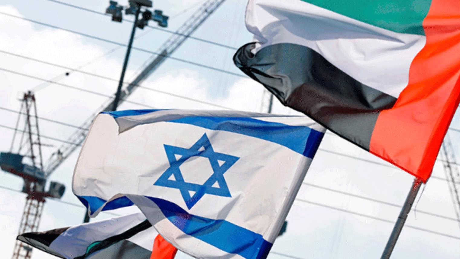 تنسيق إماراتي-إسرائيلي لإنشاء مرافق عسكرية في سقطرى