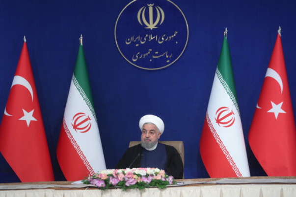 روحاني يؤكد على أهمية اتخاذ طهران وأنقرة موقف محدد اتجاه تطبيع الإمارات