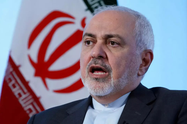 ظريف : اميركا تصر على ان لا تستفيد ايران من الطاقة النووية السلمية