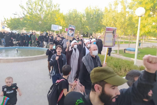 اعتراض روحانیون جمهوری آذربایجان به اهانت نشریه فرانسوی به پیامبر اسلام(ص)