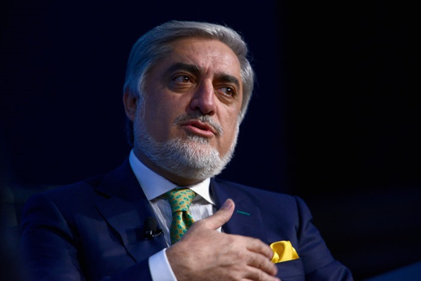 عبدالله يتوجه الى طهران اليوم لإجراء محادثات بشأن مسيرة السلام في أفغانستان