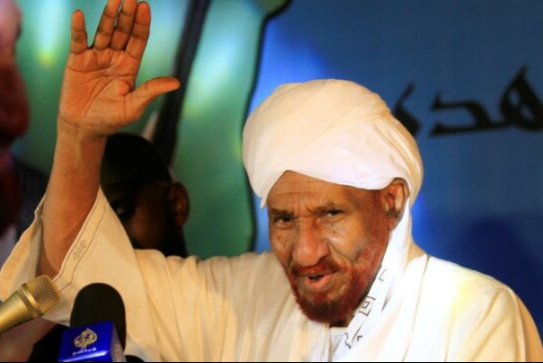 צאדק 'אל-מהדי מתפטר מוועידת משרד הדתות וההקדשות בסודן כדי למחות על פשרה עם ישראל