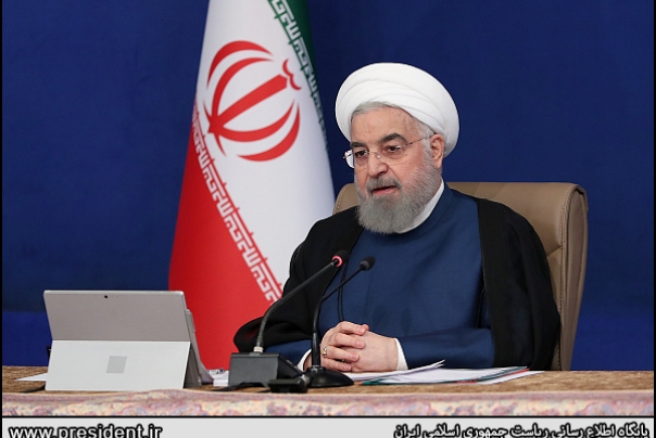 روحاني يردّ على إساءات ماكرون للرسول الأكرم (ص)