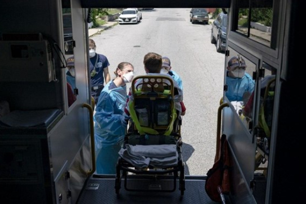 إصابة بكورونا كل ثانية في أمريكا.. وترامب يهاجم الأطباء