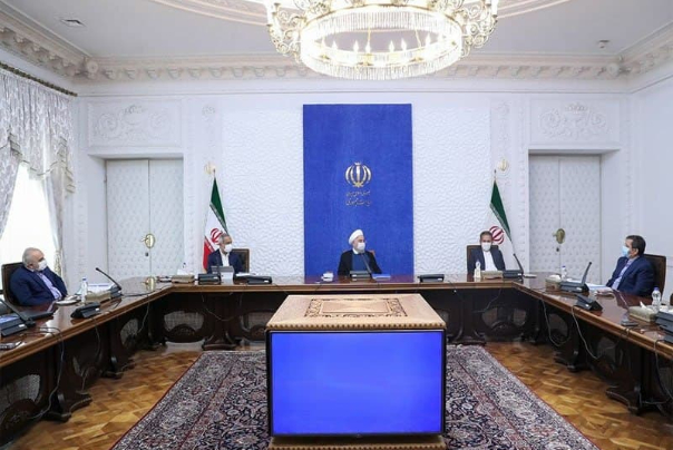 روحانی: به بازگشت ثبات به بازار سرمایه و ارز امیدواریم