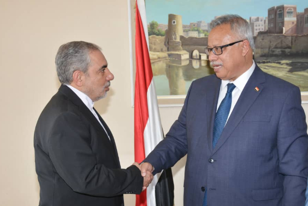 رئيس مجلس الوزراء اليمني يستقبل السفير الايراني لدى اليمن