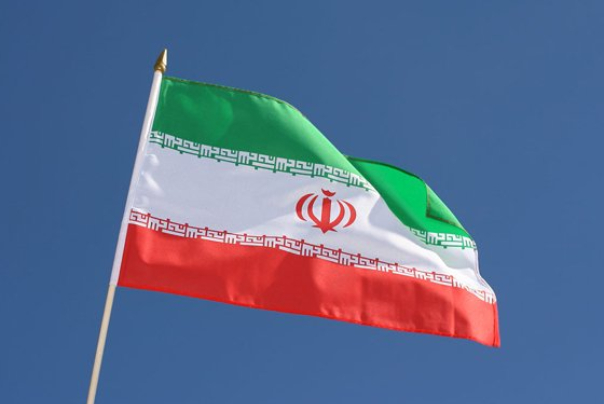 ايران تحذّر أمريكا: أي تحرك ضدنا سيقابل بردّ ساحق