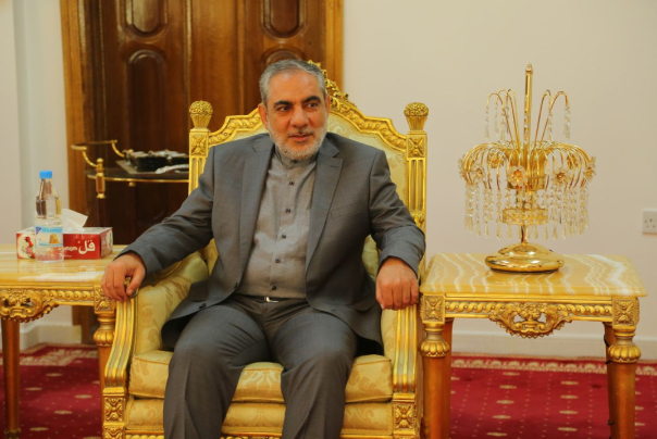 السفير الإيراني لدى صنعاء يلتقي برئيس مجلس النواب اليمني