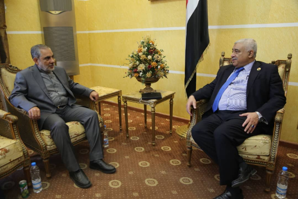وزير الزراعة بحكومة الانقاذ يلتقي السفير الإيراني لدى صنعاء