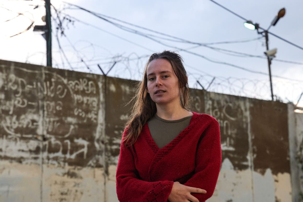 إطلاق سراح فتاة اسرائيلية رفضت الخدمة في جيش الاحتلال