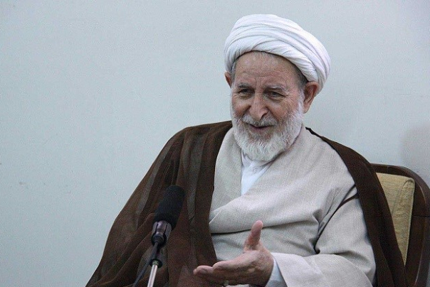 وفاة رئيس السلطة القضائية الايراني السابق آية الله محمد يزدي