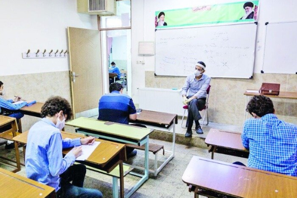 امتحانات نیمسال اول مدارس در تهران حضوری نیست