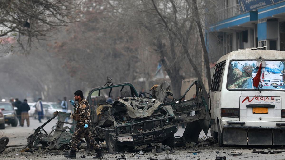 أفغانستان.. ثلاثة تفجيرات في كابول ومقتل عنصري شرطة
