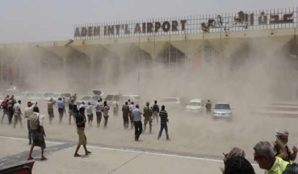 انفجارات تستهدف مطار عدن عقب وصول الفار هادي