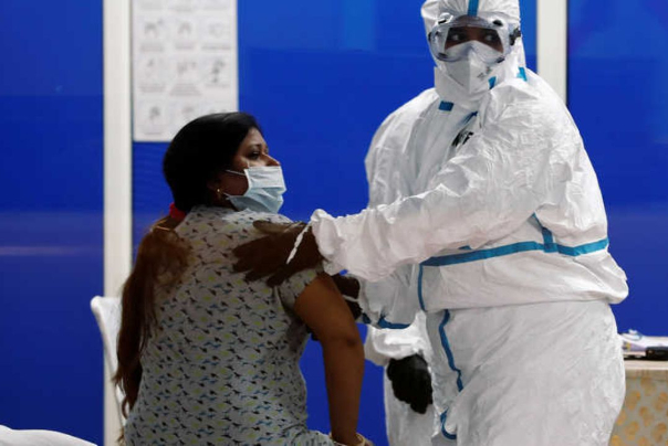 240 ישראלים שנדבקו בקורונה לאחר שקיבלו את החיסון