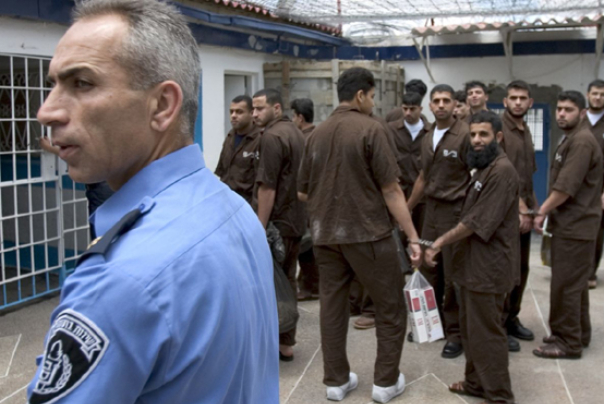 ישראל הסכימה לחסן אסירים פלסטינים
