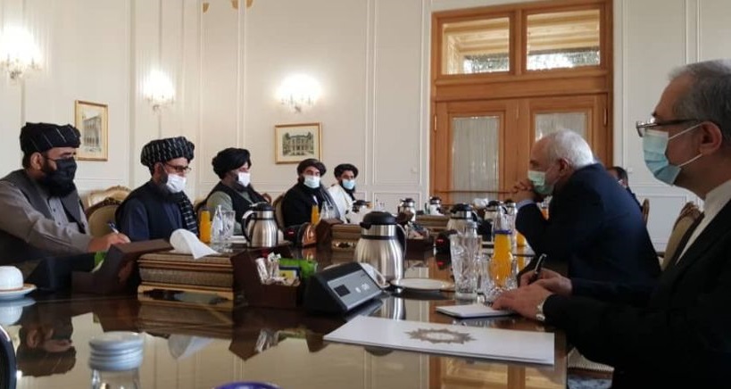 ظريف يعرب لوفد طالبان استعداد ايران لإنجاح مباحثات السلام الافغانية