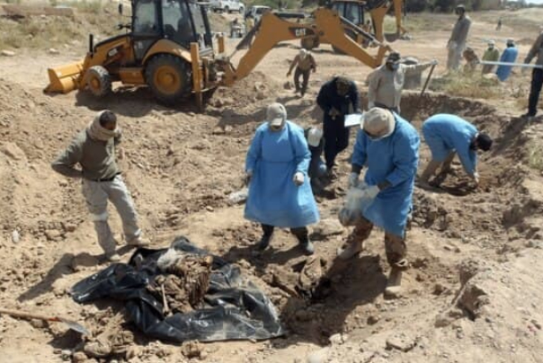 کشف گور جمعی در شمال عراق با 400 جسد