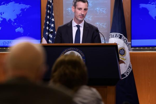 واشنطن تردّ على قرار محكمة لاهاي لصالح طهران