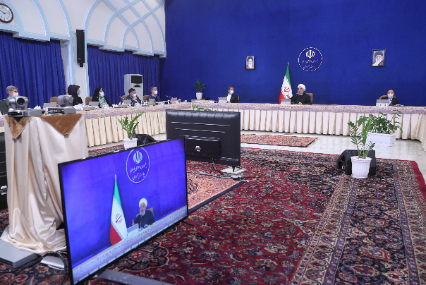 روحاني: متمسكون بالاتفاق النووي حتى وان قلّصنا التزاماتنا